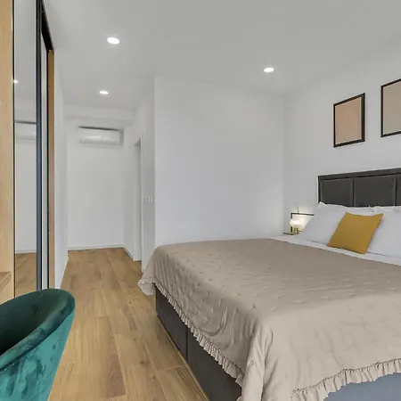 Awesome In With Wifi Veliko Brdo