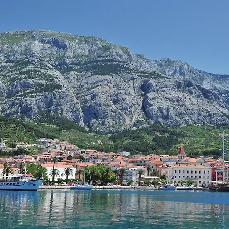Awesome In With Wifi * Veliko Brdo (Makarska)